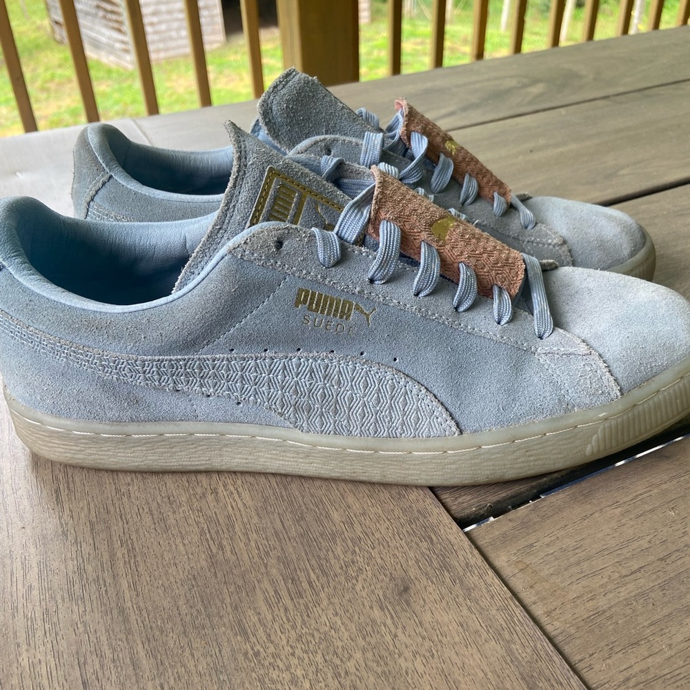 Men’s Adidas light blue suede shoes size 11